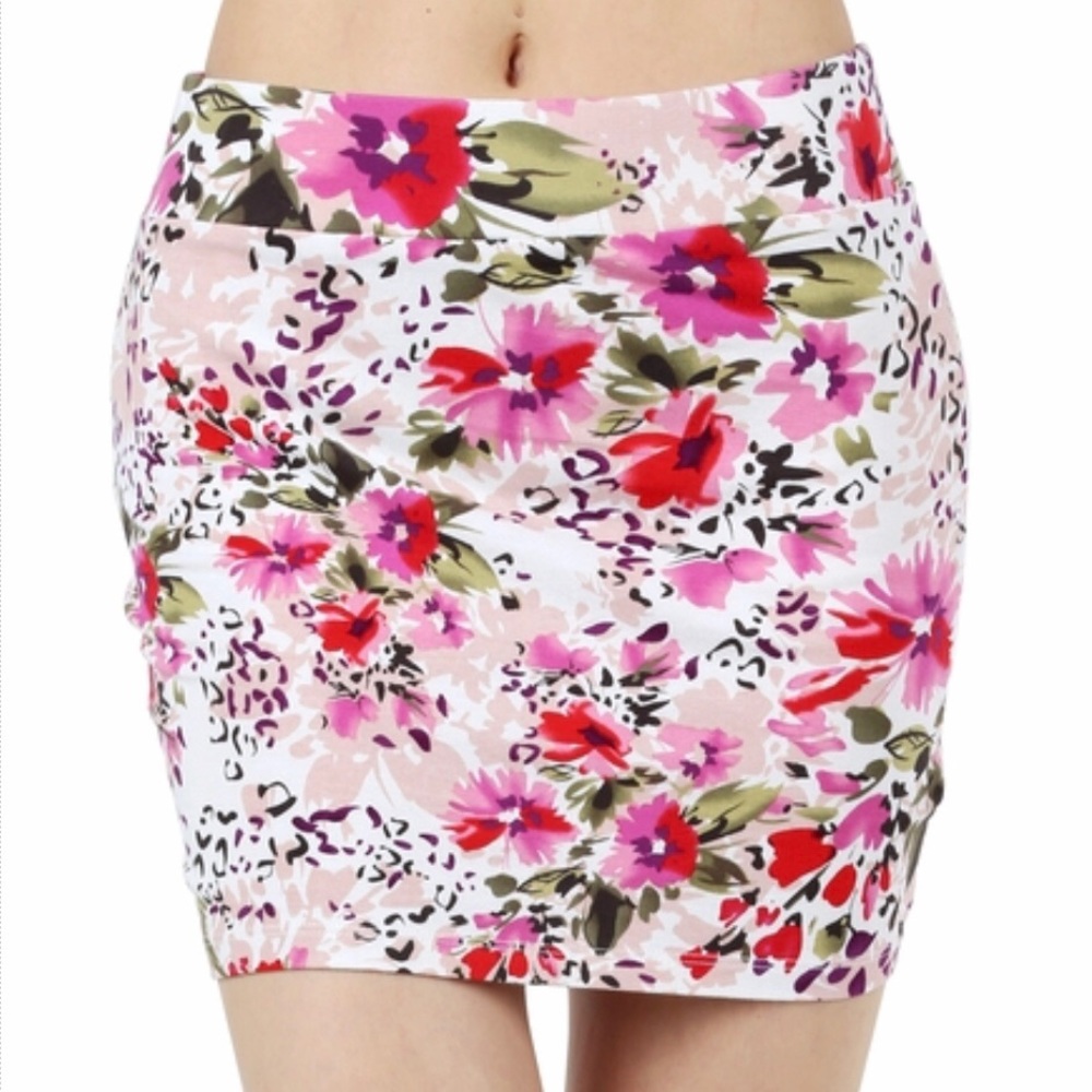 Floral Stretch Mini Skirt